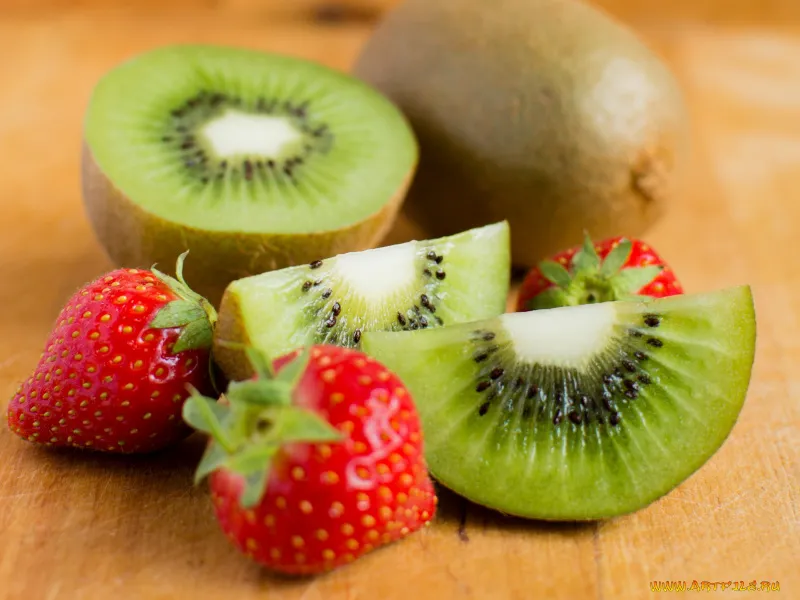 Purchase and price of Golden kiwi fruit types