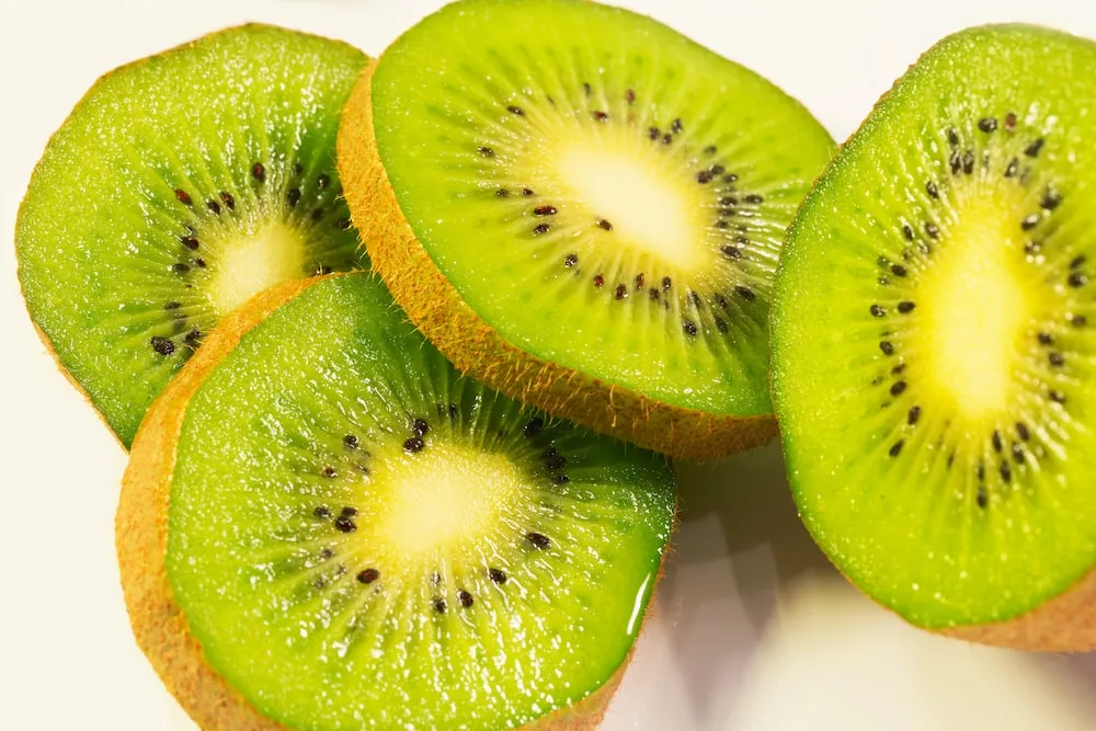 The price of ripen kiwifruit + purchase of various types of ripen kiwifruit 