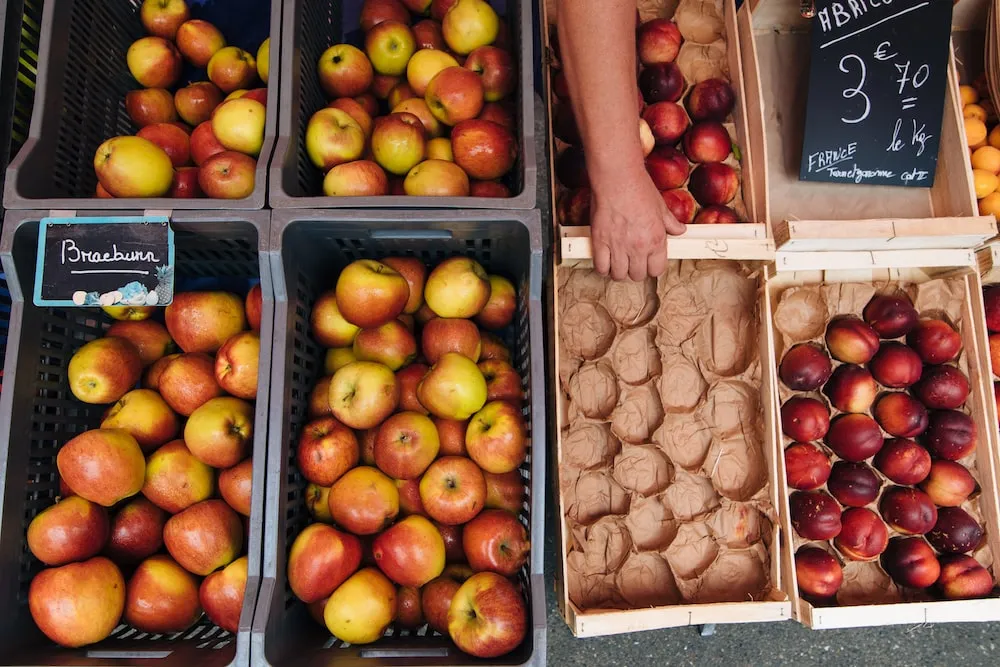 Buy and wholesale apples cost per pound price